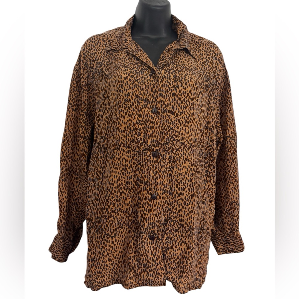 The Limited 100% silk Leopard Print Button-Up Shirt